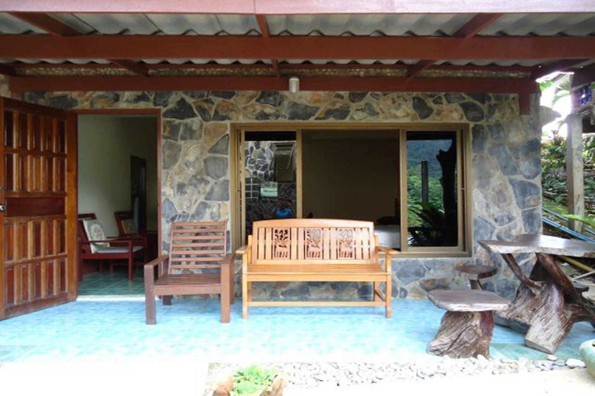 Koh Chang Hut Hotel Exteriör bild
